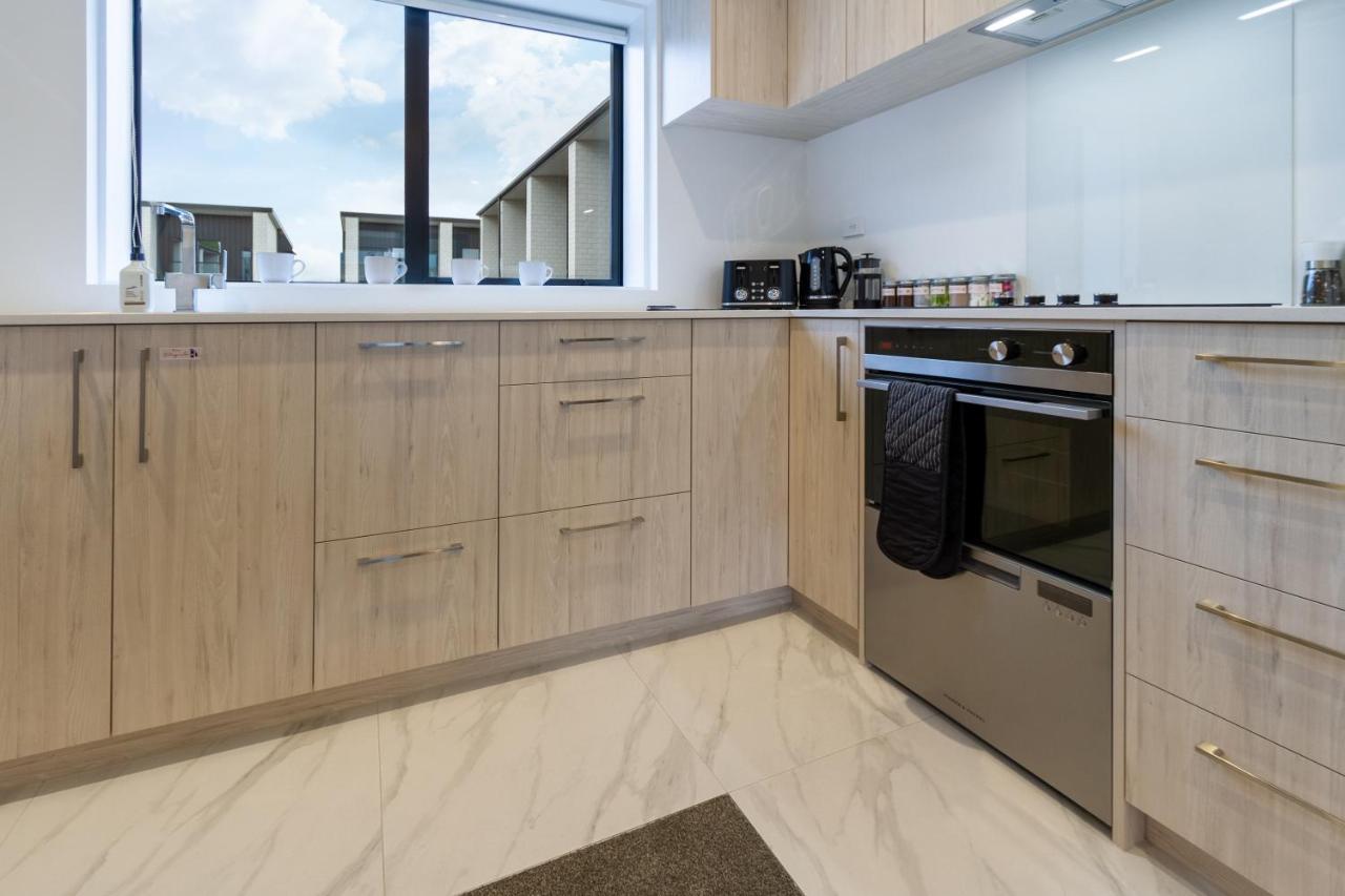 In The Heart Of It All: 2 Bed Cbd Townhouse Christchurch Exterior photo